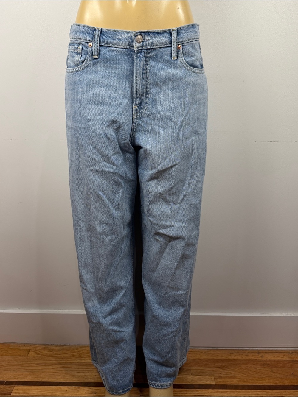 Gap Baggy Mid Rise Jeans Sz 30 / 10R Light Wash Relaxed 90s Y2K